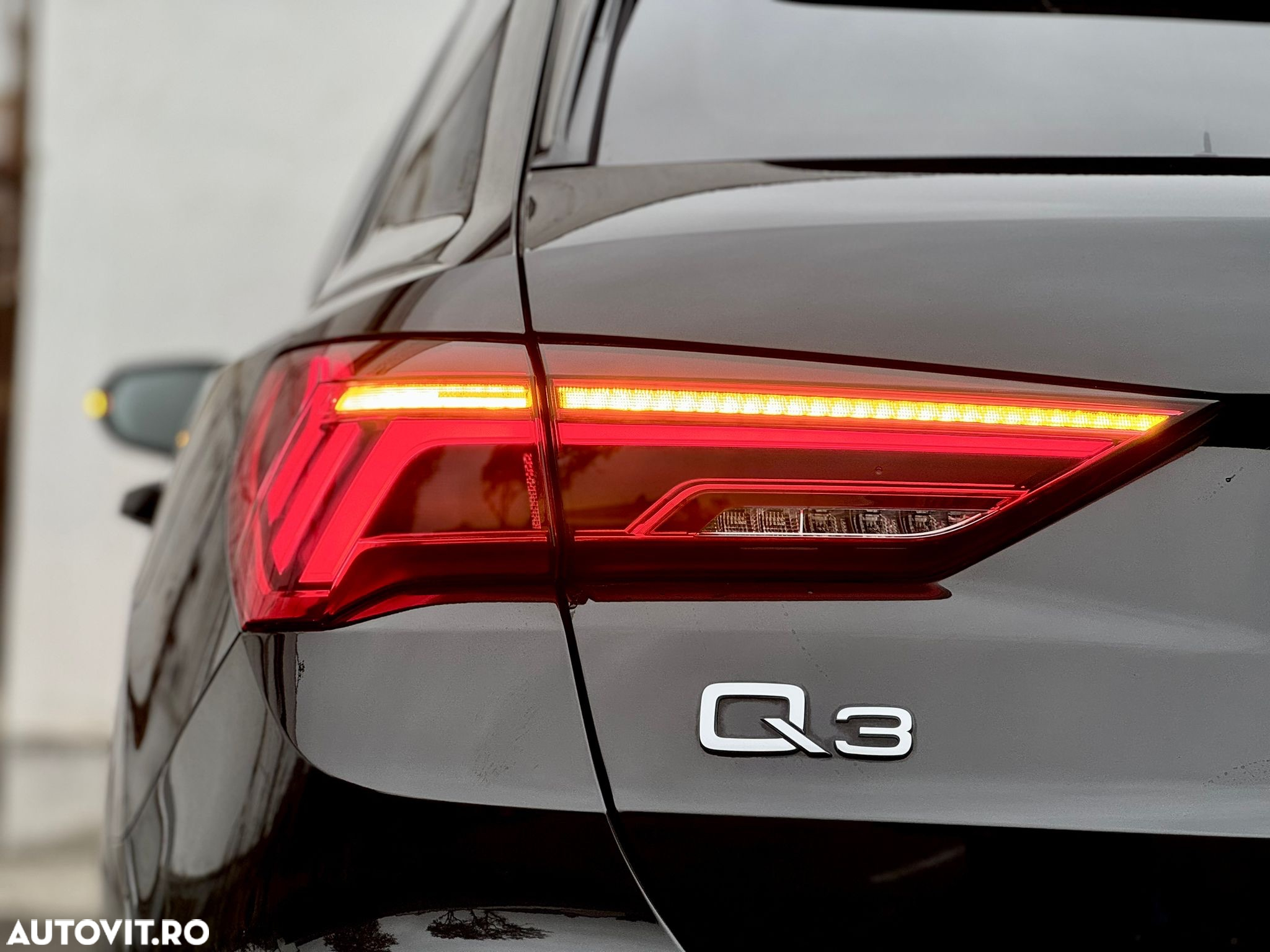 Audi Q3 Sportback 1.5 35 TFSI S tronic S Line - 28