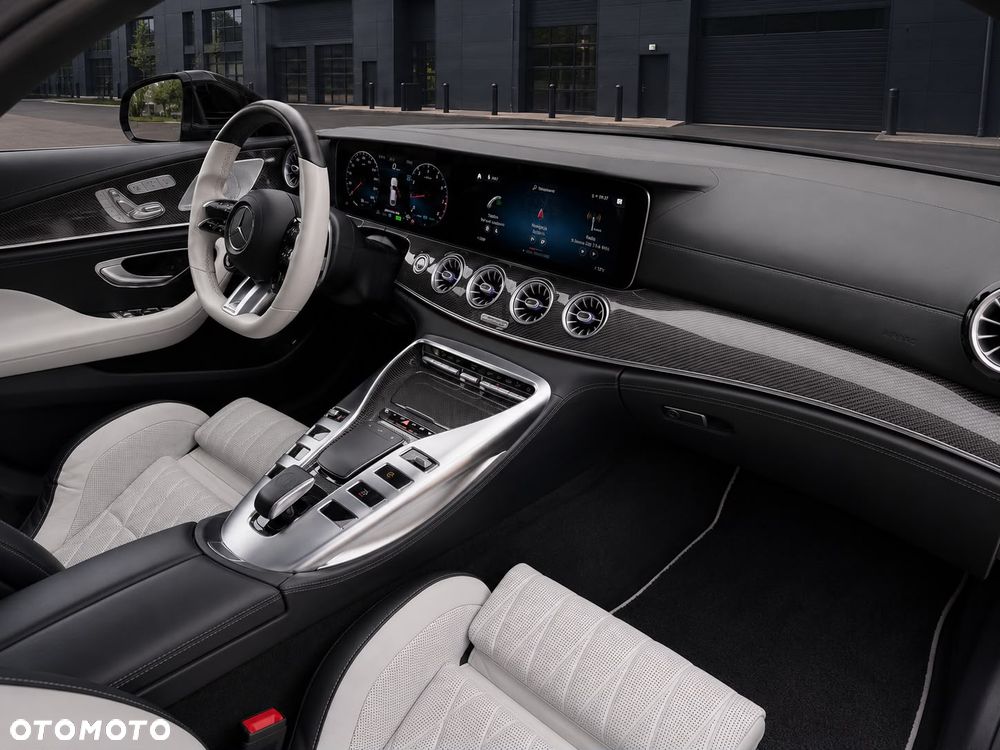 Mercedes-Benz AMG GT 43 4-Matic+ - 24