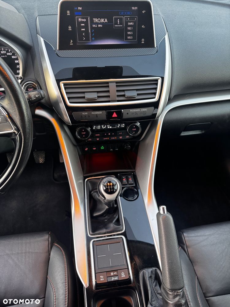 Mitsubishi Eclipse Cross 1.5 T Invite Plus - 22