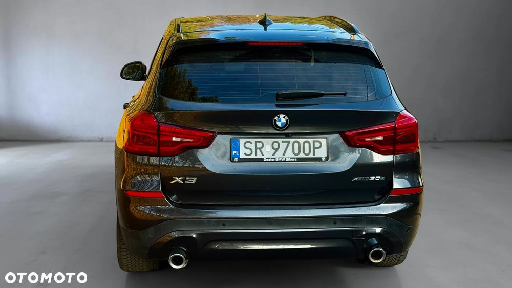 BMW X3 xDrive30e Advantage - 4