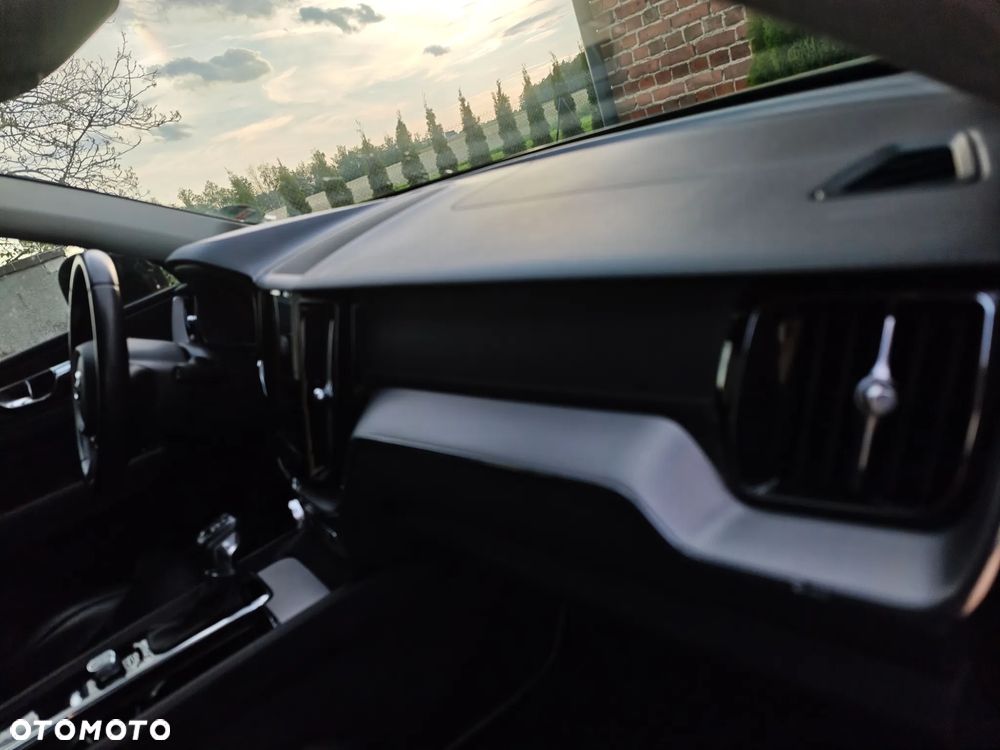 Volvo XC 60 D4 Inscription - 11