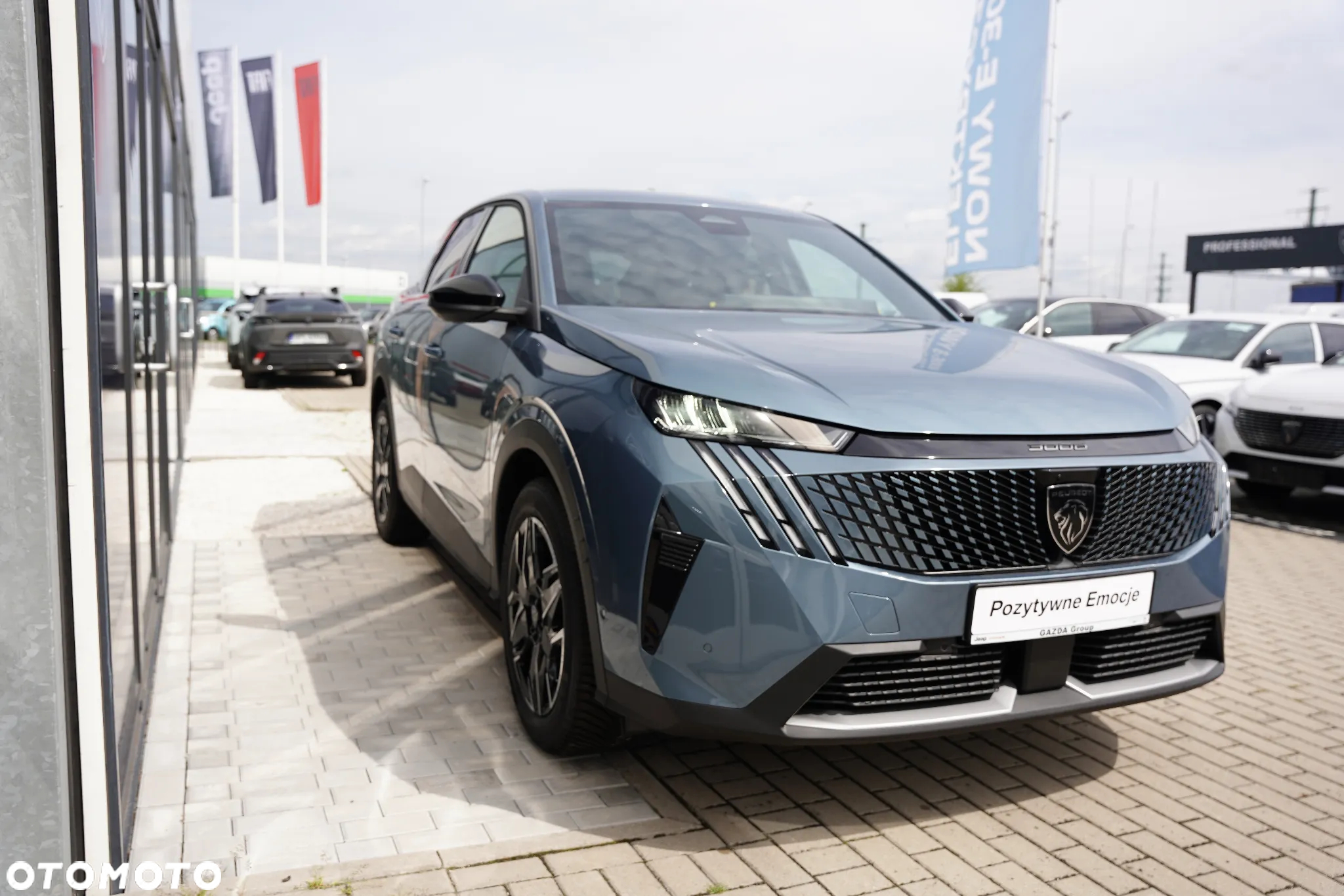 Peugeot 3008 1.2 PureTech mHEV Allure e-DCS6 - 9