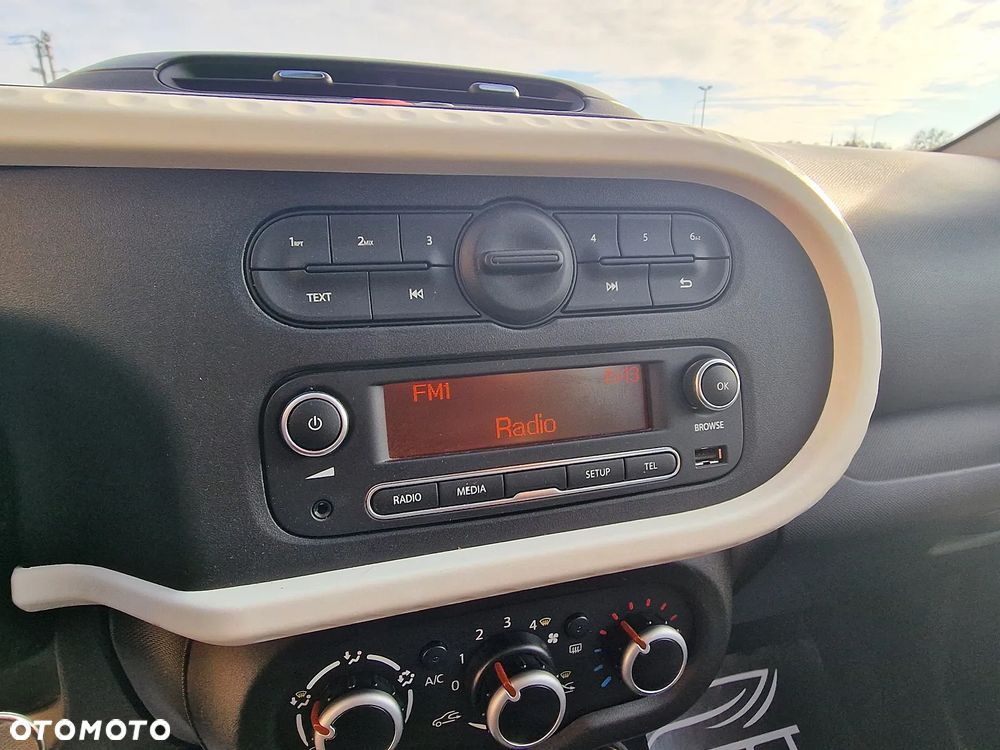 Renault Twingo SCe 75 INTENS - 16