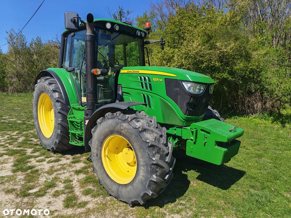 John Deere 6125M - 1