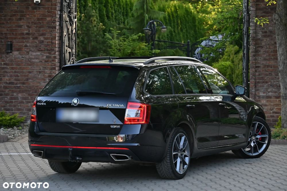 Skoda Octavia 2.0 TDI DSG RS - 13