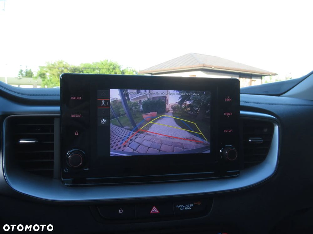 Kia Ceed 1.5 T-GDI M - 20