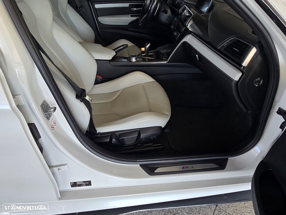BMW M3 Auto — fotografia 11