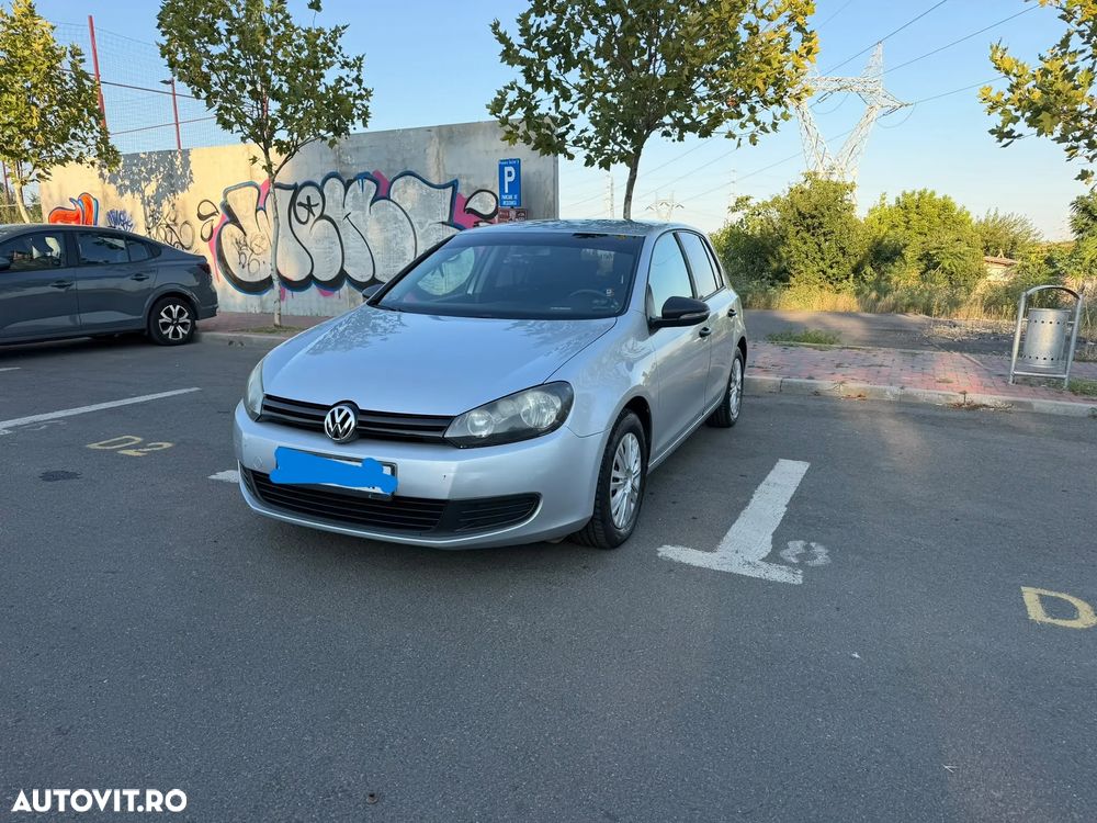 Volkswagen Golf - 2
