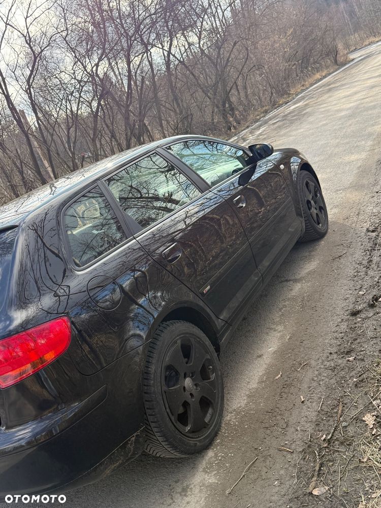 Audi A3 Sportback - 8