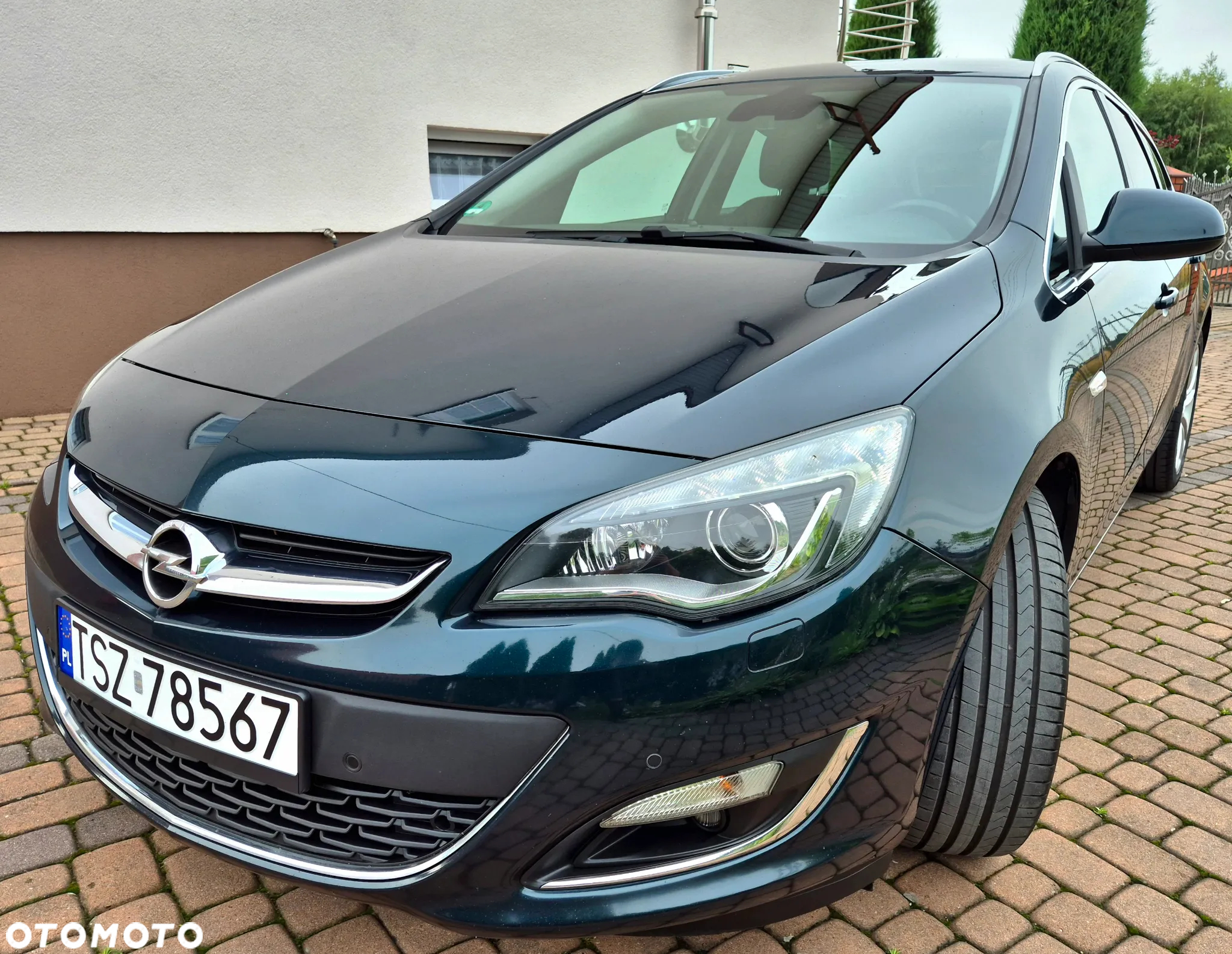 Opel Astra 2.0 CDTI Exklusiv - 17