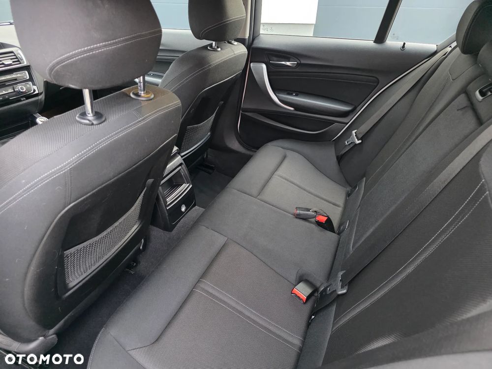 BMW Seria 1 118d - 8