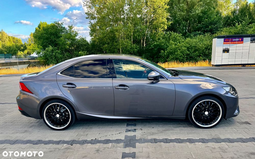 Lexus IS 250 Prestige - 10
