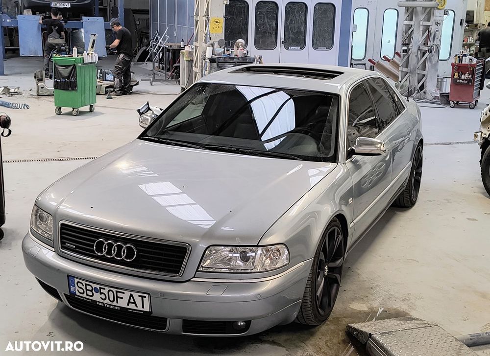Audi A8 2.5 TDI quattro Aut - 1
