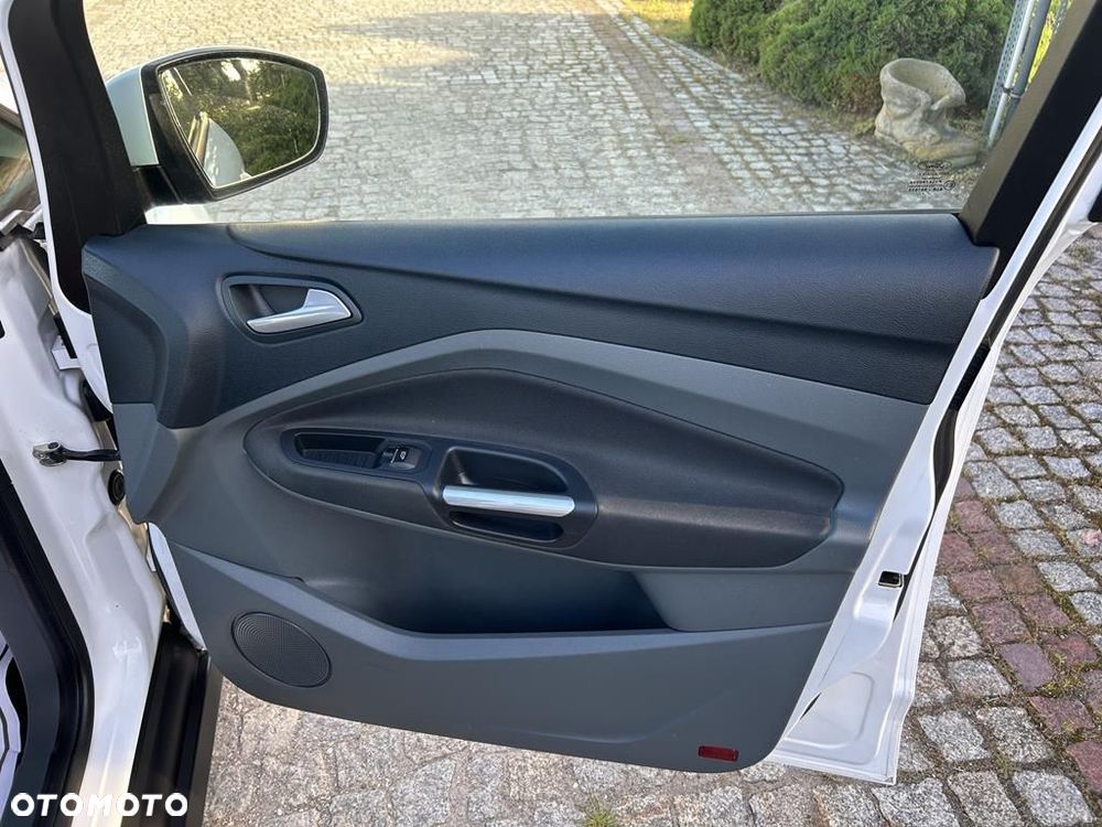 Ford C-MAX - 14