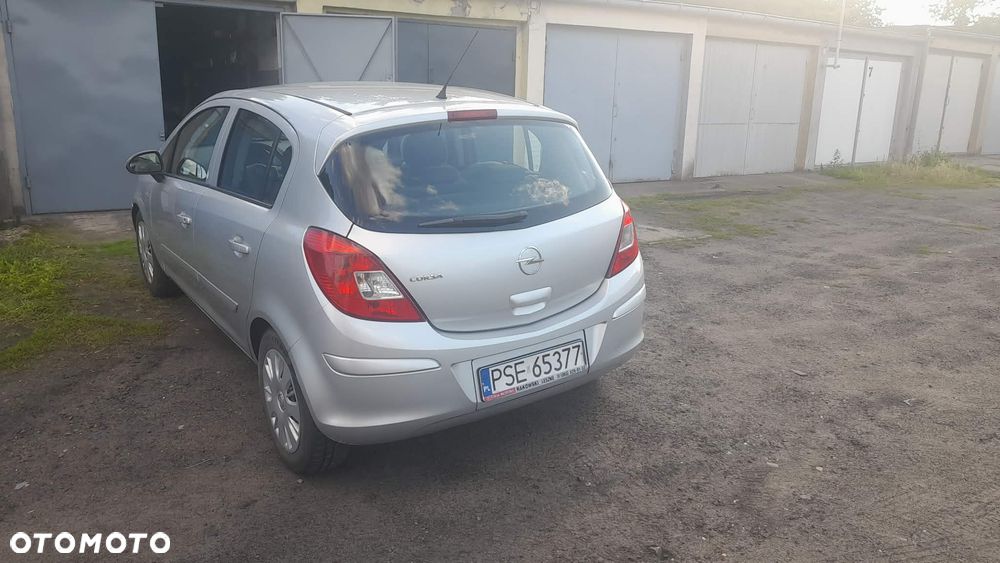 Opel Corsa - 4