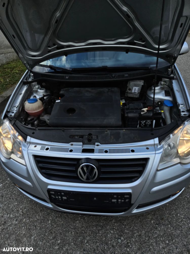 Volkswagen Polo 1.4 16V - 9