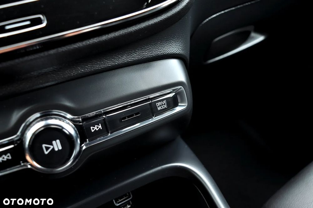 Volvo XC 40 T4 Recharge DKG RDesign Expression - 18