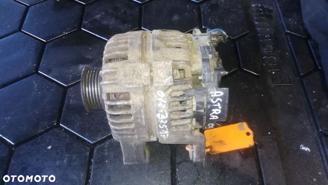 ALTERNATOR VECTRA C ASTRA H 1.8 16V 0124 325 163 - 1