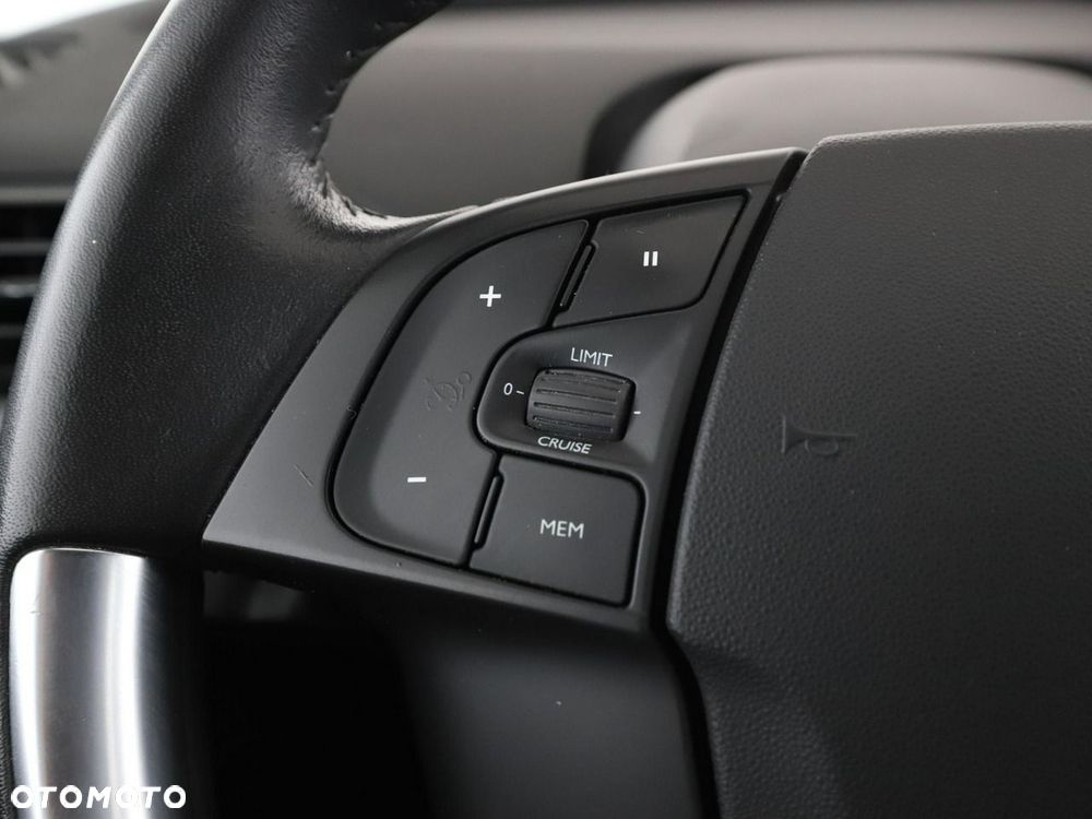 Citroën C4 Picasso 1.2 PureTech Feel S&S - 29