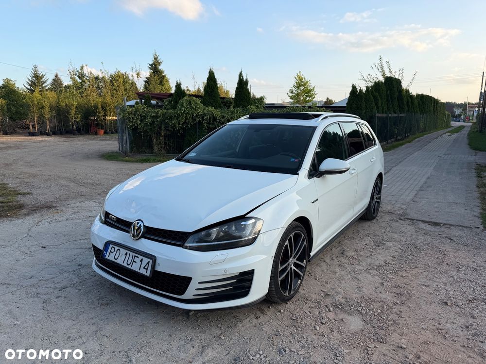 Volkswagen Golf 2.0 TDI BMT GTD DSG - 1