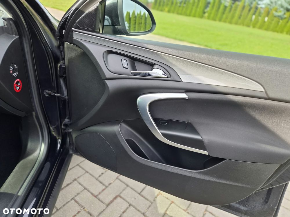 Opel Insignia - 29