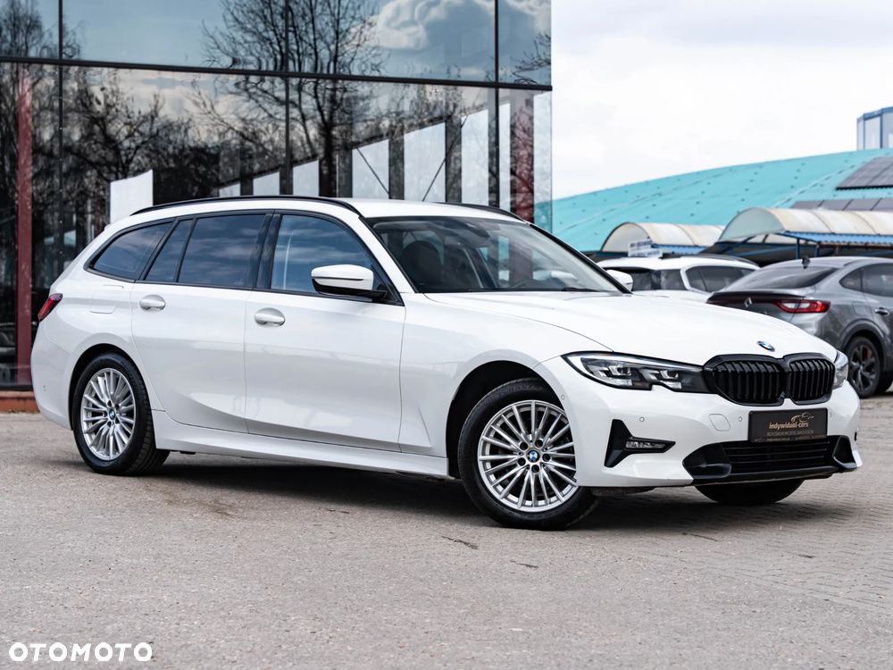 BMW Seria 3 320d Sport Line Shadow - 8