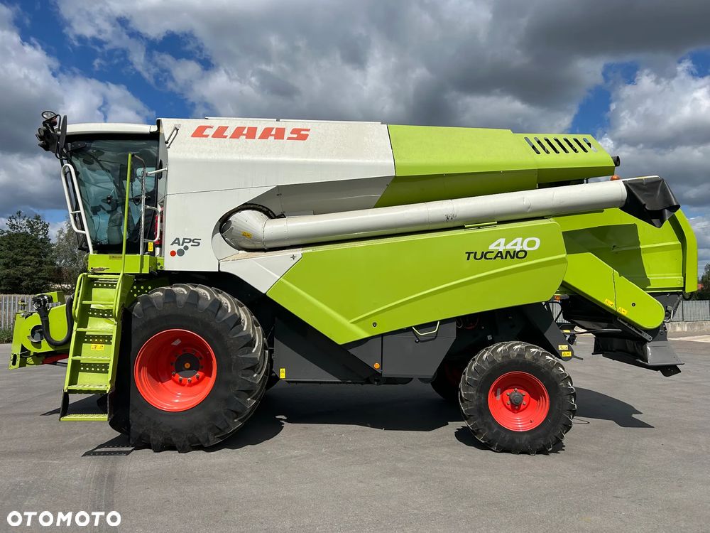 Claas Tucano 440 - 3