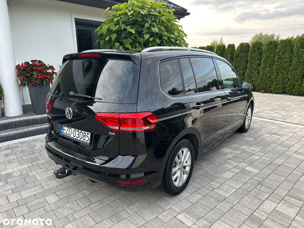 Volkswagen Touran 1.6 TDI SCR BlueMotion Technology Comfortline - 11