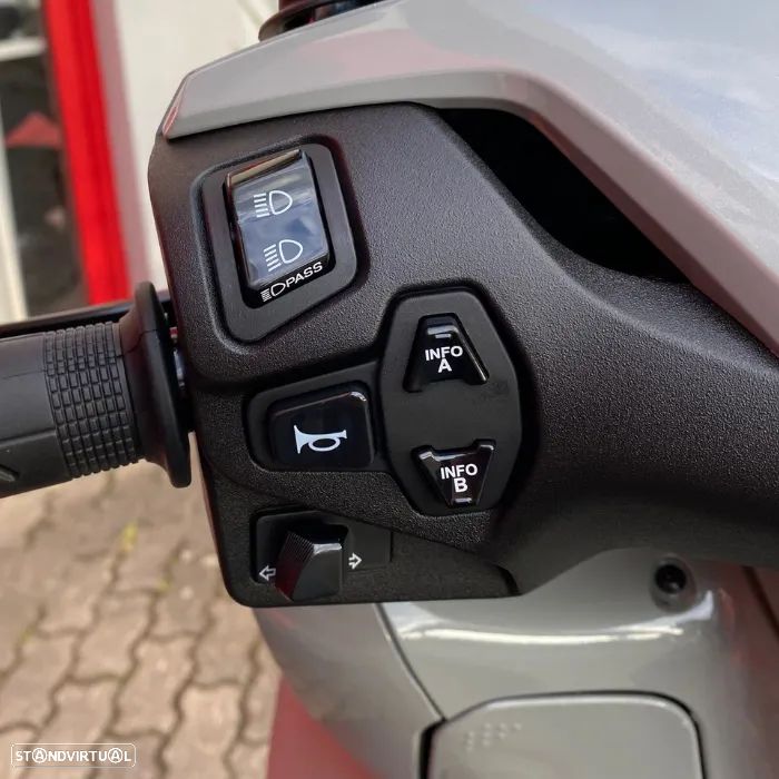 Honda SH 350 SMART TOP BOX GARANTIA ATÉ 30.01.2029 - 9