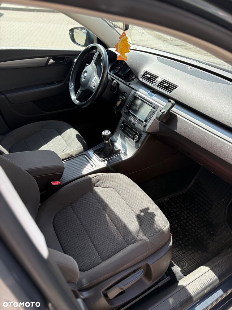 Volkswagen Passat 2.0 TDI Comfortline CityLine - 4