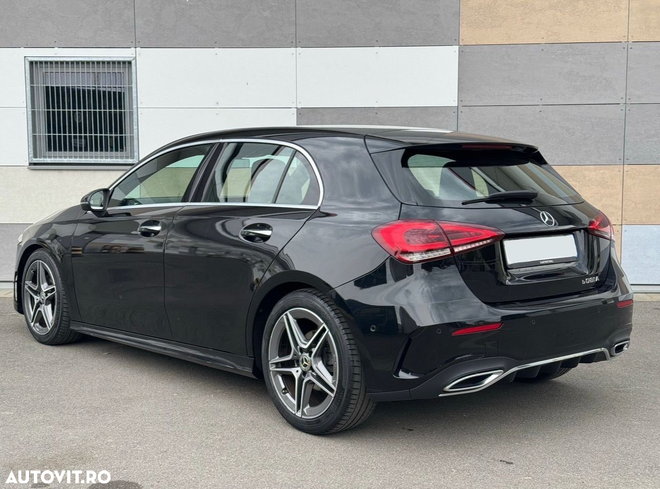 Mercedes-Benz A 180 d 7G-DCT AMG Line - 6
