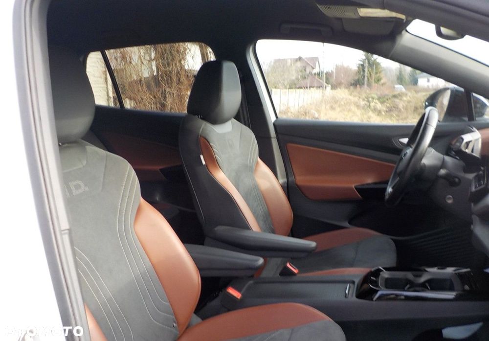 Volkswagen ID.4 - 14