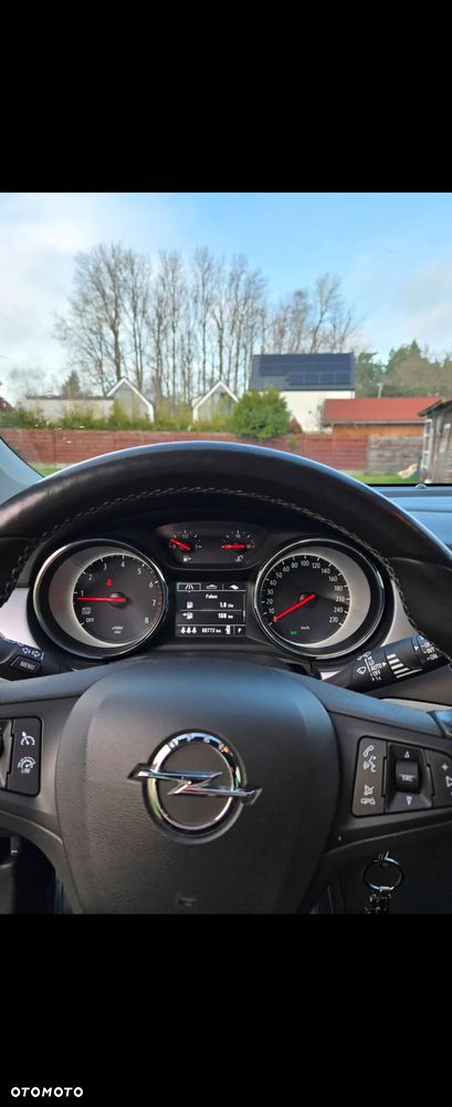 Opel Astra - 11