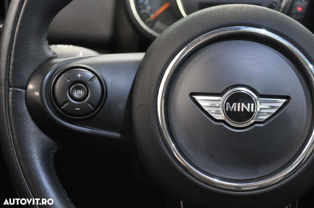 Mini Countryman - 17