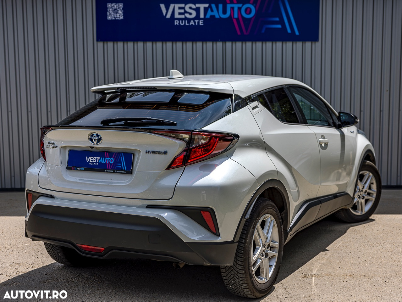 Toyota C-HR 1.8 HEV 140 CP 4x2 CVT Active - 8