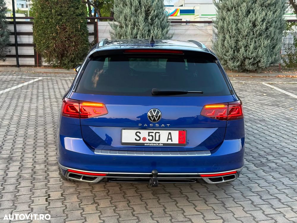 Volkswagen Passat - 32
