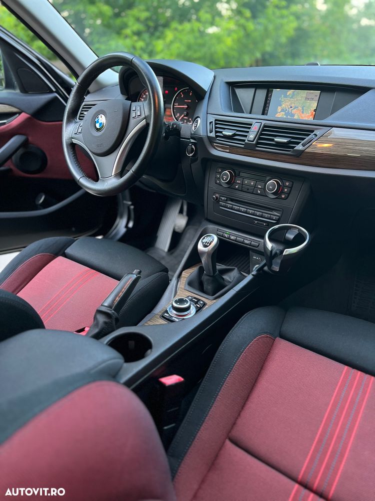 BMW X1 sDrive18d Sport Line - 7