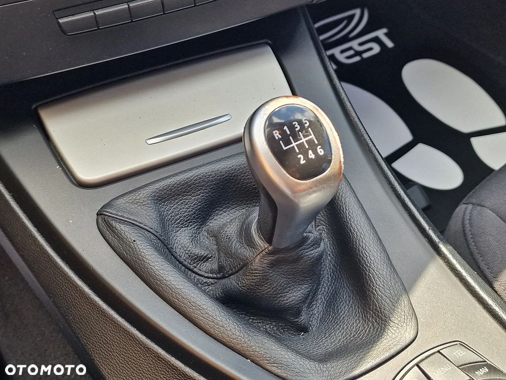 BMW Seria 3 316d - 15