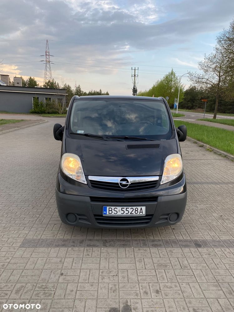 Opel Vivaro - 2