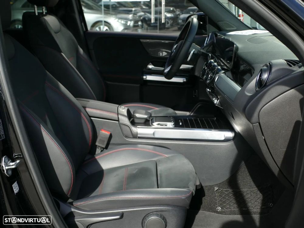 Mercedes-Benz GLB 180 d AMG Line - 31