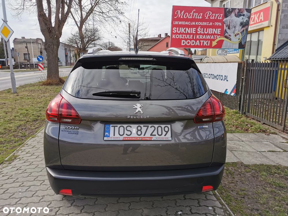 Peugeot 2008 1.2 Pure Tech Style EU6 - 21