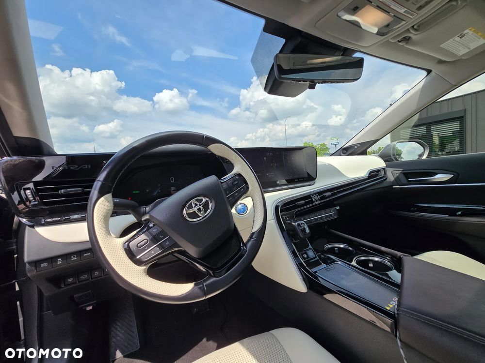 Toyota Mirai Executive - 14