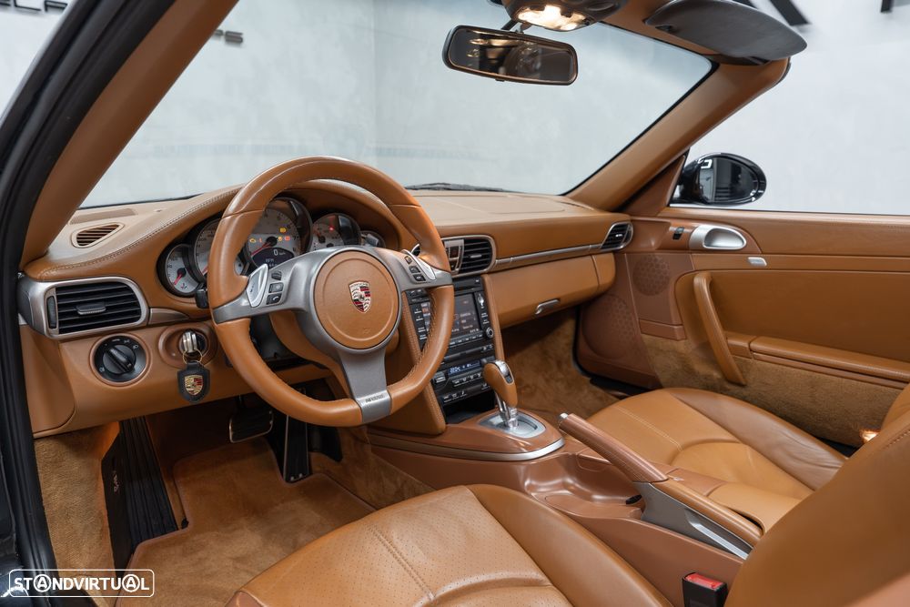 Porsche 911 (997) Carrera 4 S PDK - 16