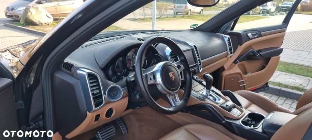Porsche Cayenne S Tiptronic S - 16