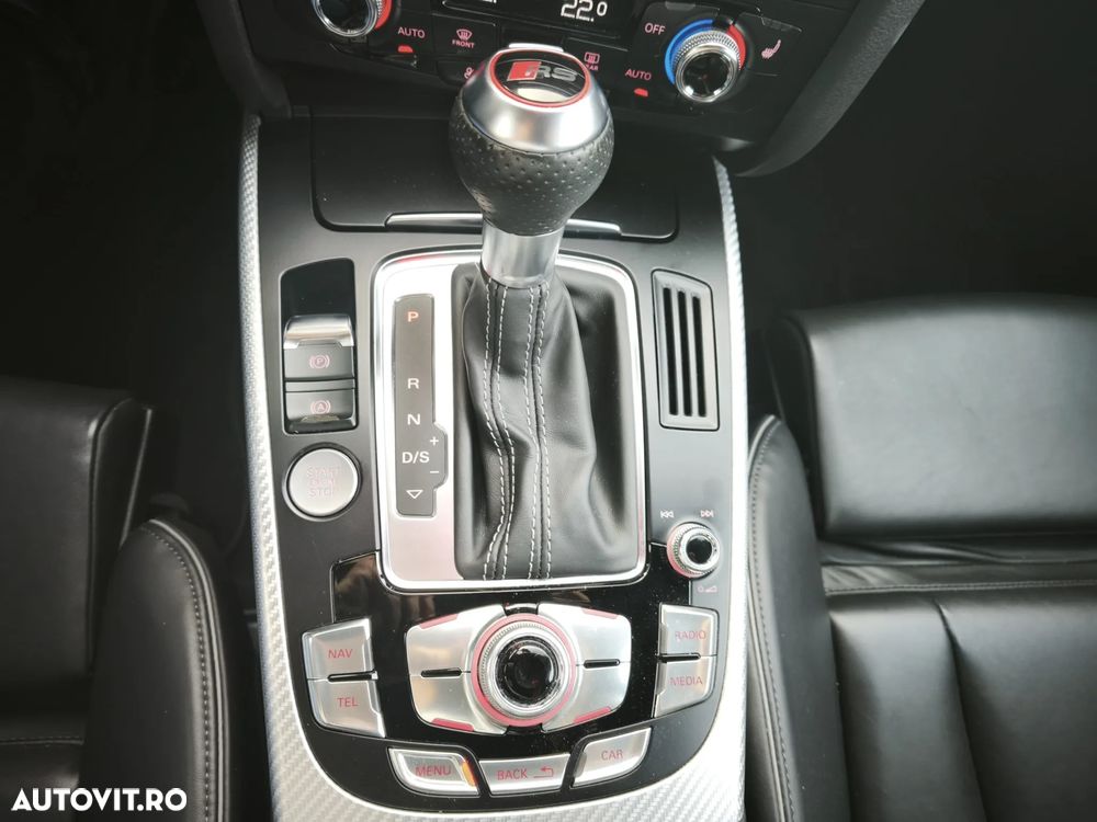 Audi RS4 Avant 4.2 FSI quattro Stronic - 22