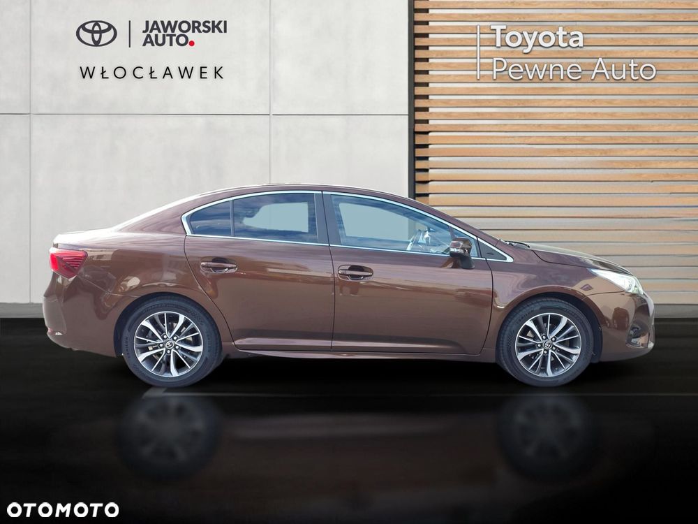 Toyota Avensis - 6