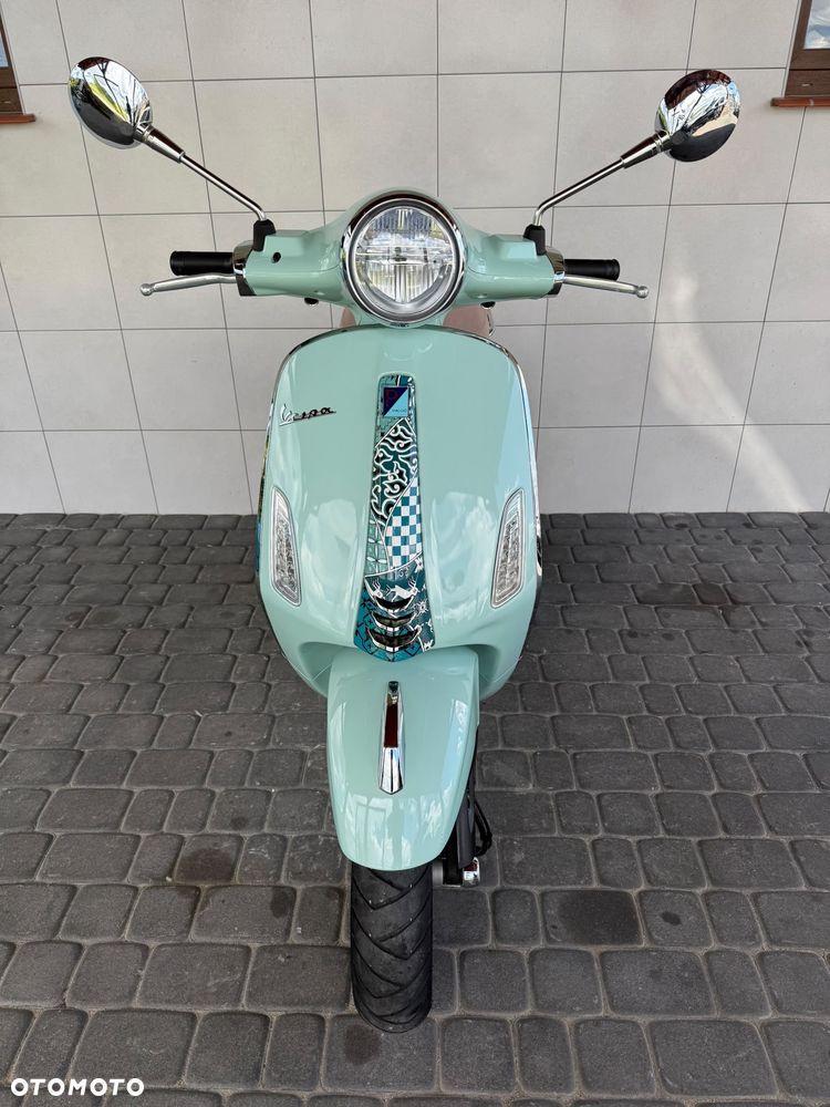 Vespa Primavera - 2