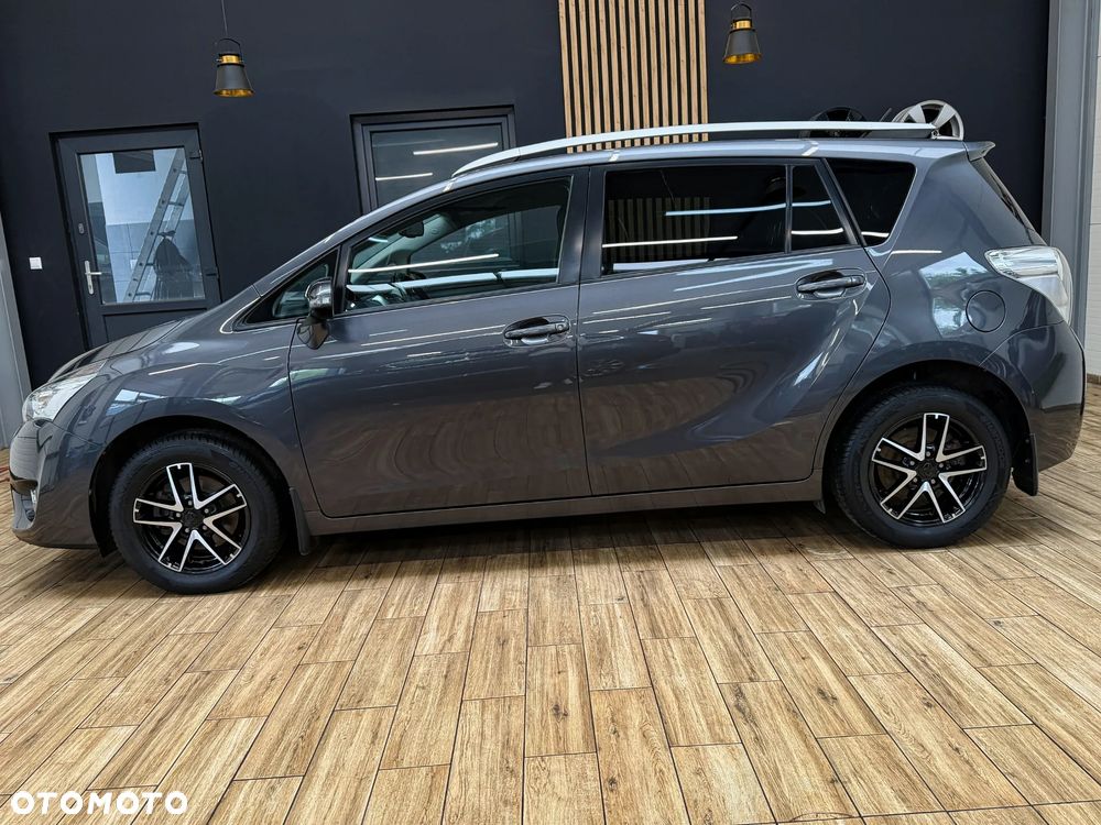 Toyota Verso 1.8 Prestige EU5 7os - 12