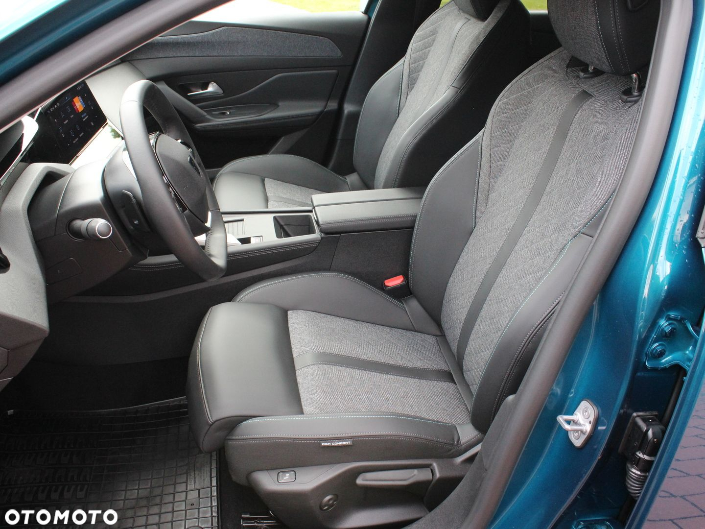 Peugeot 408 1.2 PureTech Allure S&S EAT8 - 14