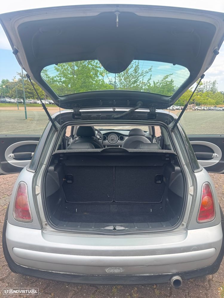 MINI 3 Portas - 8